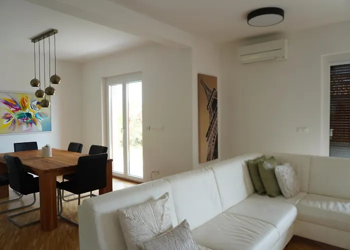 Casa With Sea View * Koper